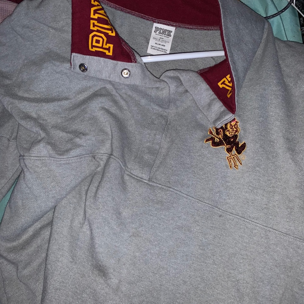 victoria secret PINK shirt
